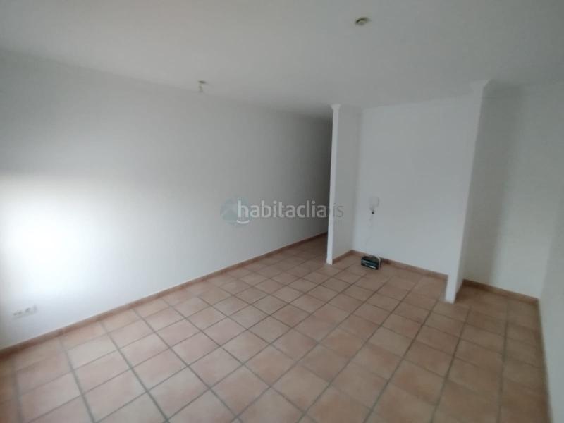 Foto d63e16ee-7545-4387-8935-1bd2b6cdf278. Casa en Oliva pueblo Oliva