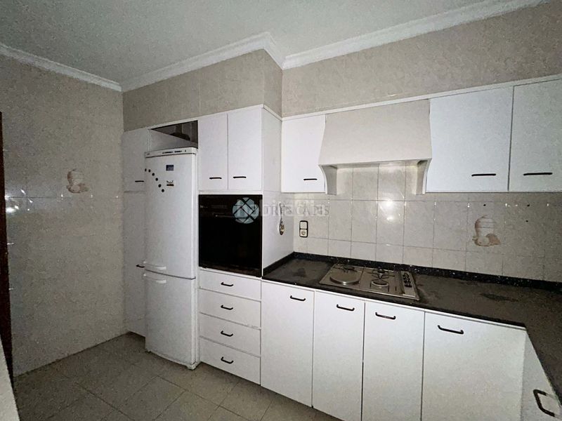 Foto 9425e645-42a4-43c1-a8b9-437202354f56. Casa adossada amb aparcament a Navarrés