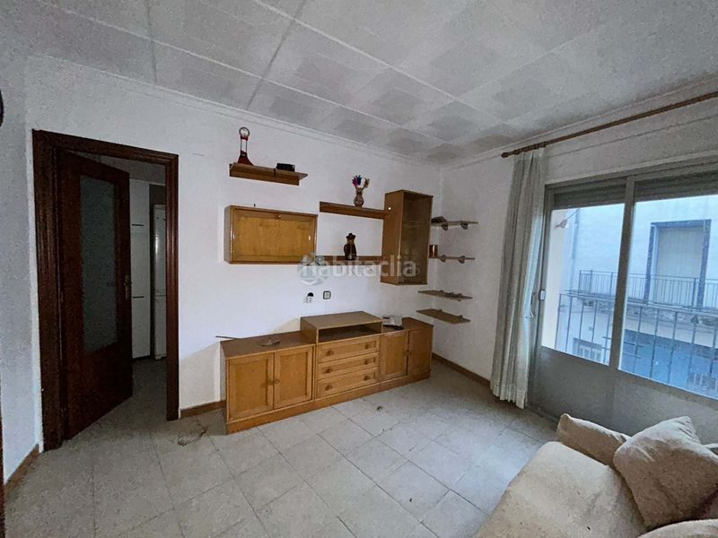 Foto 9fac9669-87f8-4c88-a8e0-7e79117ab859. Casa adossada amb aparcament a Navarrés