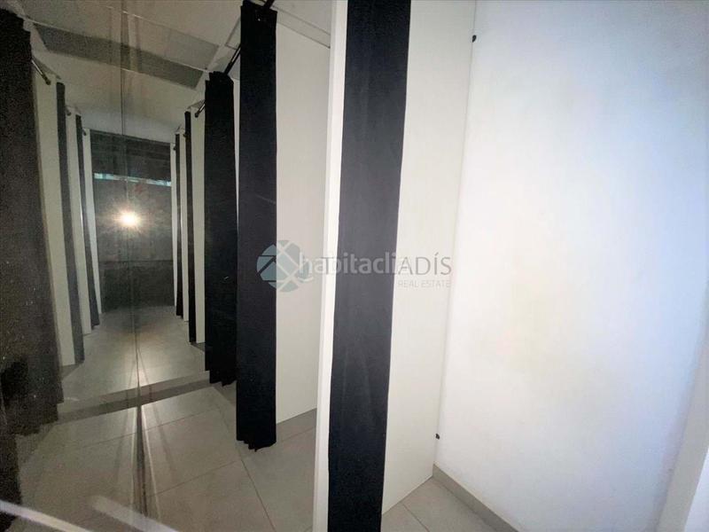 Foto 8873e28e-a1ff-46fc-9324-b33a0c7ed17e. Local comercial a Barrio de Campanar Valencia