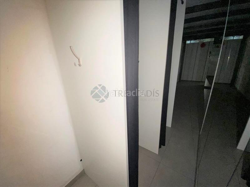 Foto e50ccce2-bace-4e2e-b169-583a77dae1b8. Local comercial a Barrio de Campanar Valencia