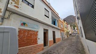 Maison  Subida al calvari