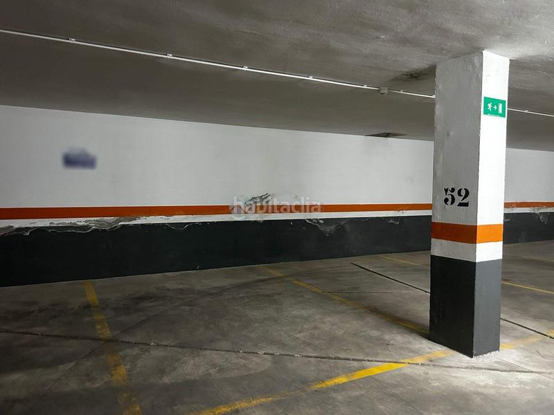 Foto f8fbdbe8-cf88-452b-baf6-3363ad96260f. Parking coche en Chilches