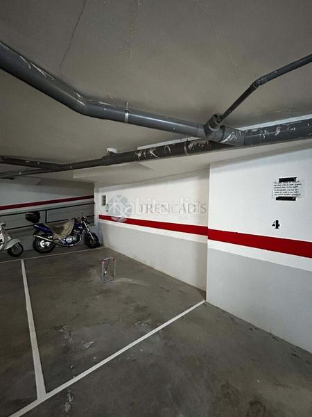 Foto 659a3f1d-24fb-4810-b5af-9c353303b39a. Parking coche en Benaguasil