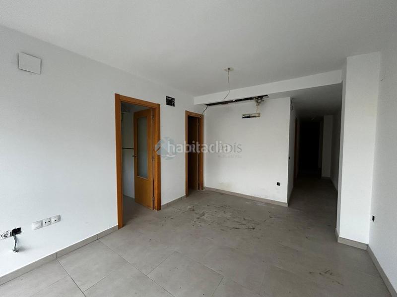 Foto 5822ee06-74c6-4b5f-b5da-3685d5e6ad28. Gebäude in Vall d´Uixó (la)