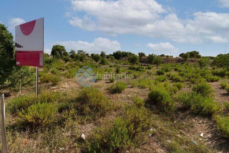 Foto 038e35f8-11e5-4bbc-beac-771a80adf696. Terreny residencial a Rejas Madrid