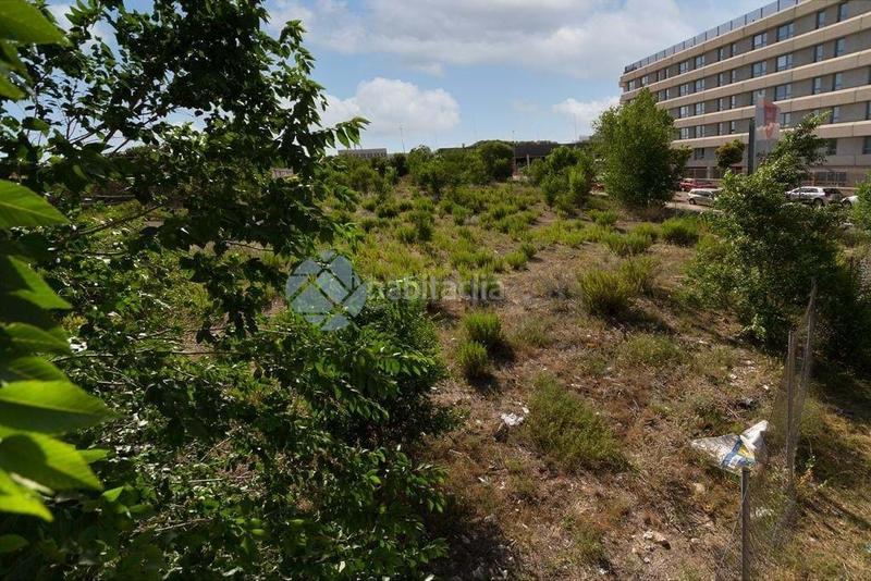 Foto e10482f7-ff0c-4c29-9a34-f3fbc573fc5c. Terrain résidentiel dans Rejas Madrid