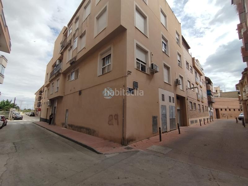 Foto b44e0879-9088-4927-a93e-8c1d197f9a25. Parking coche en El Palmar Murcia