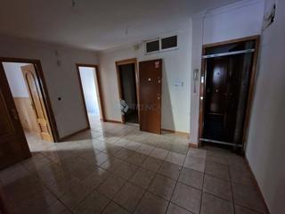 Piso  Cl jaime vera  es: pl: pt:  madrid (madrid). Oportunidad para reformar !piso de 51 m para reformar a la venta