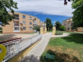 Etagenwohnung  Cl barca (c) pl: pt:b  madrid (madrid). Piso de 87 m para reformar a la venta en el barrio de viclvaro,