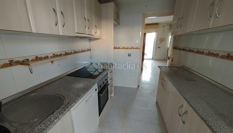 Foto 1be6a5e7-26ae-488d-b0d1-368904df4900. Casa aparellada a Benijófar