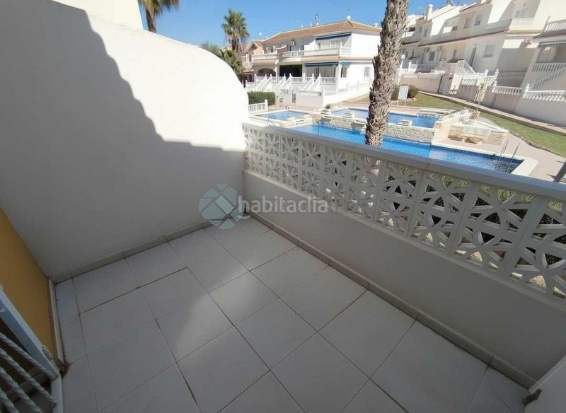 Foto 4fe3eb30-ccd8-4194-bf24-48796946abf4. Casa aparellada a Benijófar