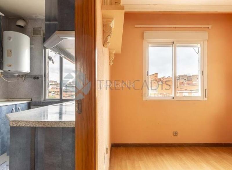 Foto 46cc84d2-f44e-4d35-a43a-81c78ee453c4. Pis a Palomeras Bajas Madrid