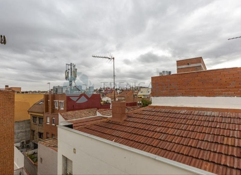 Foto fe030bf4-aa36-4e55-aee8-b95ad54c6fef. Pis a Palomeras Bajas Madrid