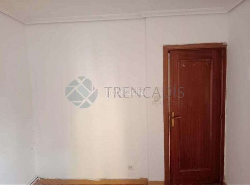 Foto 2d17b254-3199-4376-aabd-5fc1a2483e82. Pis a Almendrales Madrid