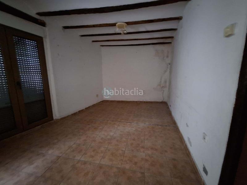 Foto a819844e-4102-4843-ab0c-168671376163. Casa pareada en Segorbe