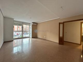 Etagenwohnung in Maestro Palau