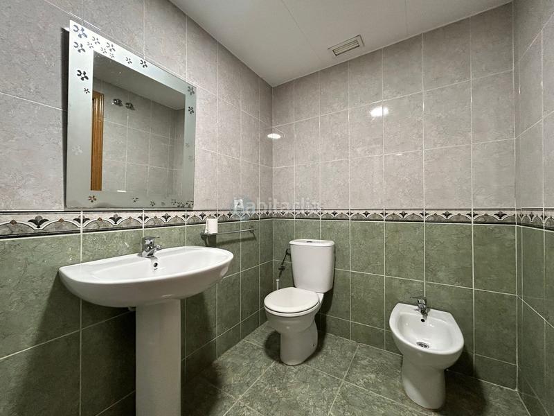 Foto eb6b72db-7a22-4fc9-a6c4-9e30a4c46573. Pis a Metro - Auditorio Paiporta