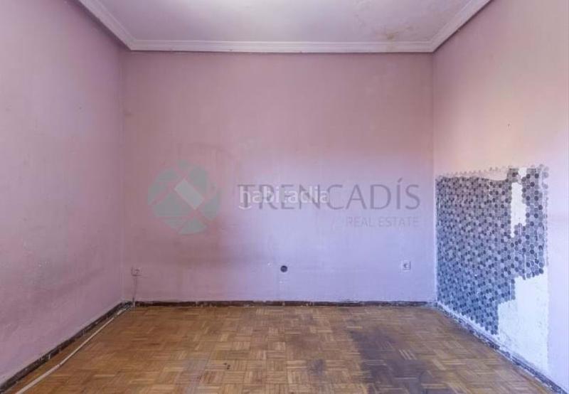 Foto 7a28d12d-ecf7-49f7-8cb4-b9bc0636df25. Pis a Universidad Getafe