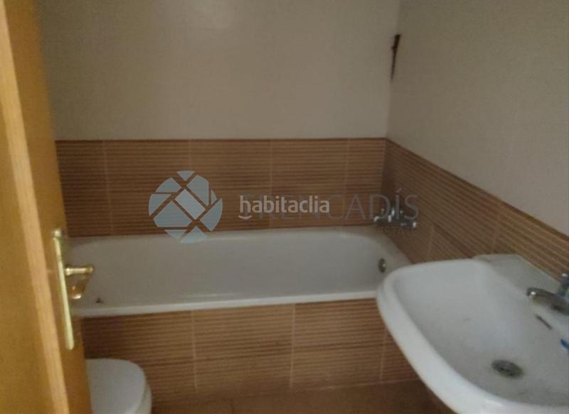 Foto 8f98e4a1-f73c-4782-bf12-faea85e33808. Pis a Fuensalida