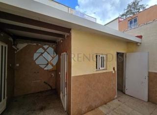 Casa aparellada a Melocotón