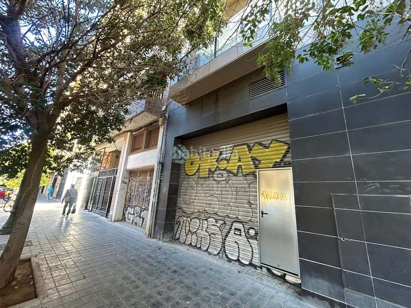 Foto dd2b948d-95c4-45fb-9ad2-e60bf34cf710. Local comercial a La Petxina Valencia