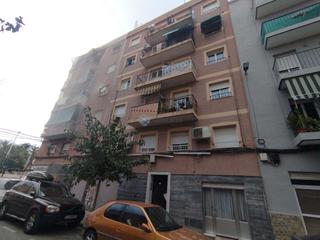 Etagenwohnung in C/ Gines Garcia Esquitino N  Pl  Pt Drcha Esc