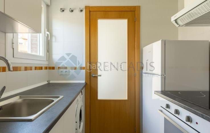 Foto 1bc4cf1a-f642-4e4e-857b-da2fbda68d04. Pis a Ventas Madrid