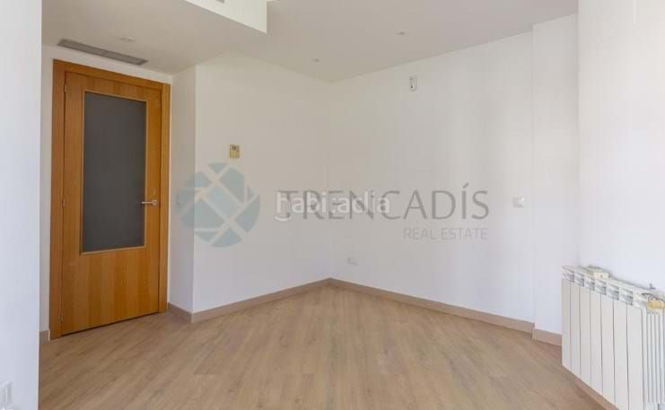 Foto 27d5c3ba-114e-4278-999e-73429adac7f0. Pis a Ventas Madrid