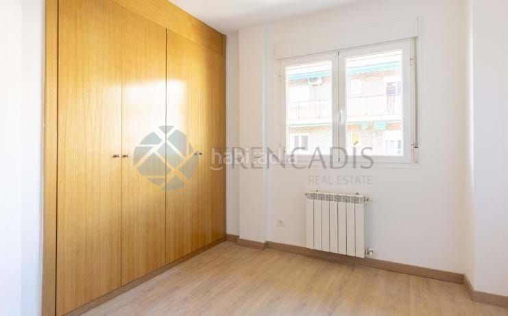 Foto 2e905619-4262-4ba2-a836-19f35a639aa1. Pis a Ventas Madrid
