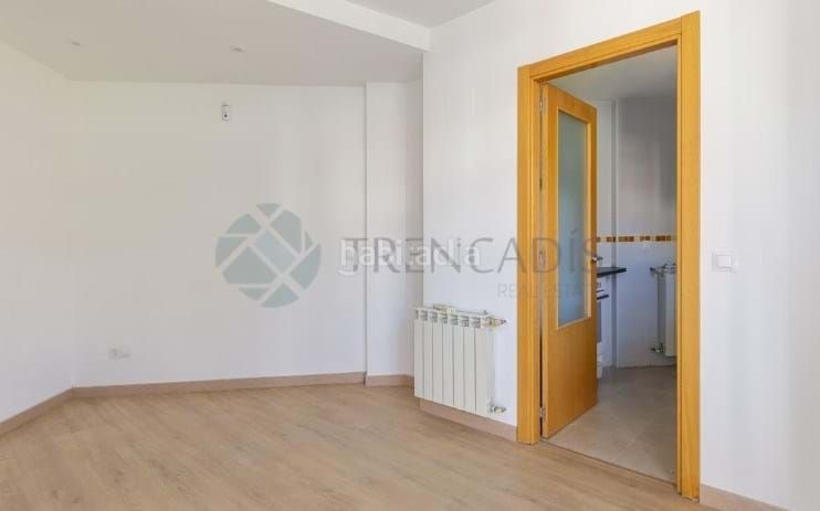 Foto 606758c4-c1c8-42ba-9414-fe377bc845a3. Pis a Ventas Madrid