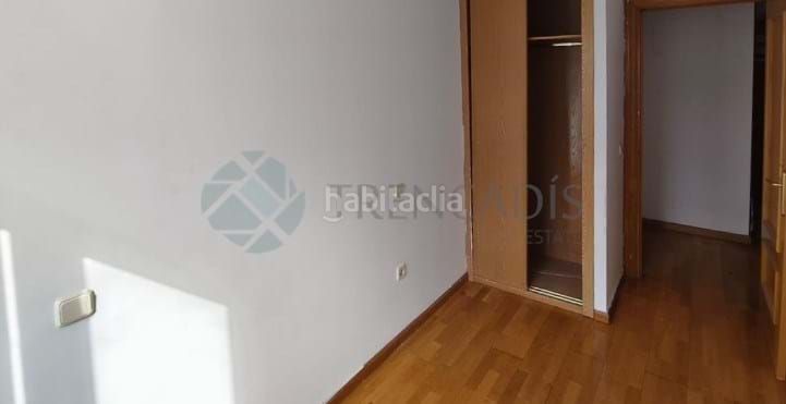 Foto 8f7910a9-10c3-4f30-b9de-42b4aa1ad508. Pis a San Isidro Madrid