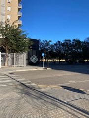 Aparcament cotxe a Valle de Ayora