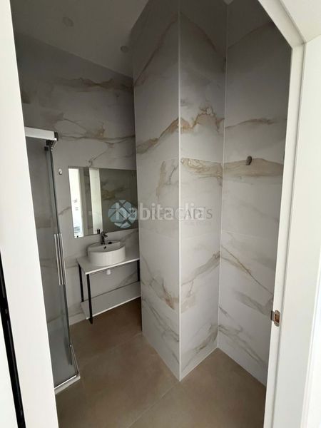 Foto 3490f490-17bc-4a98-a376-6b8ca606f694. Pis a Mont Olivet Valencia