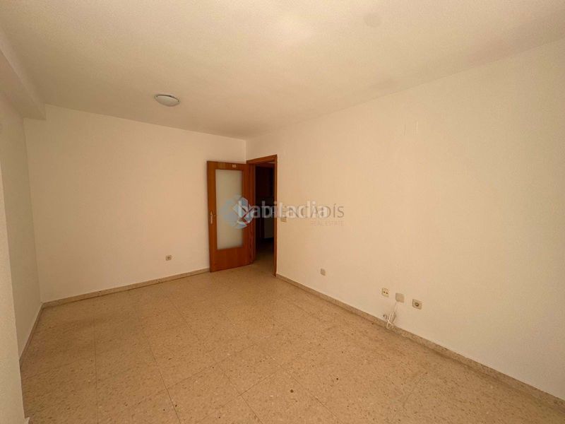 Foto 0b6a18c9-4ba9-4a3a-8b69-919c850c3045. Pis amb aparcament a Silla