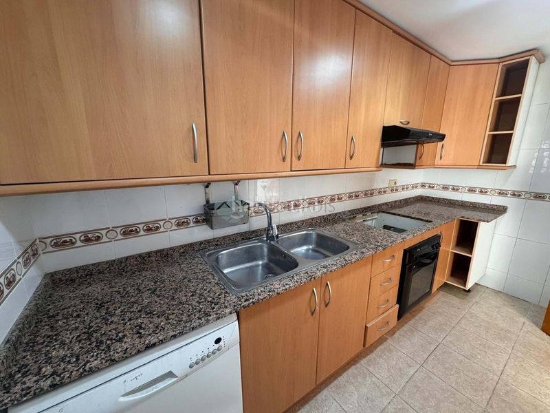 Foto 5db7fc82-6c3e-4d4c-adfb-522ea3a6e331. Pis amb aparcament a Silla