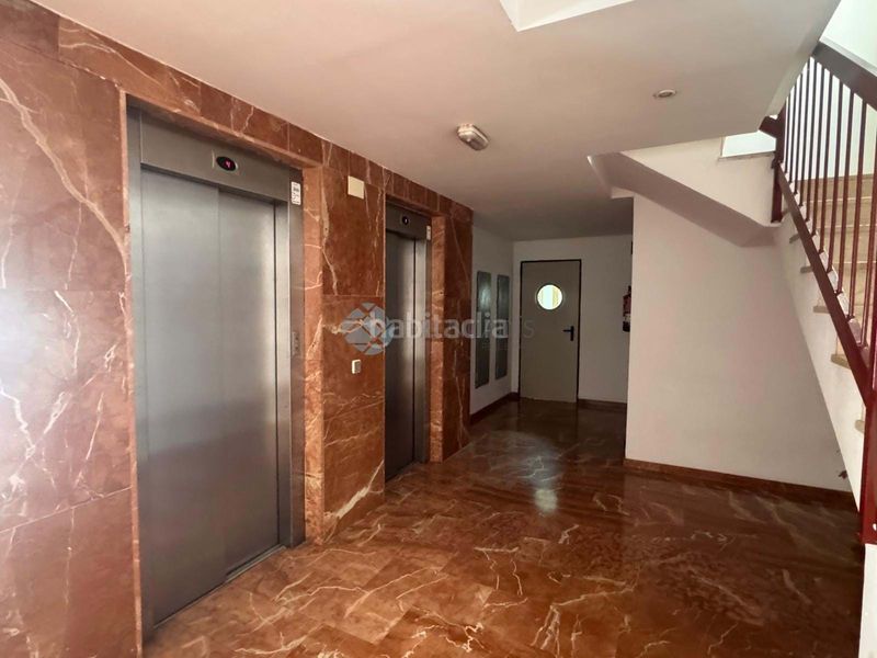 Foto f0ce6351-3500-4109-aa6b-97d272d98314. Pis amb aparcament a Silla