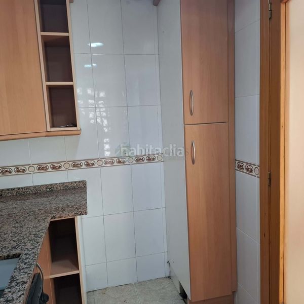 Foto fbfe919e-4422-4324-aa66-9f6c73b38d2e. Pis amb aparcament a Silla