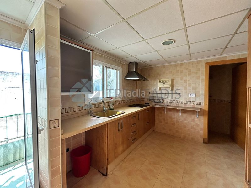 Foto 6781cdb8-3c7e-446a-965e-f5cb5e4f9c19. Pis a Canals