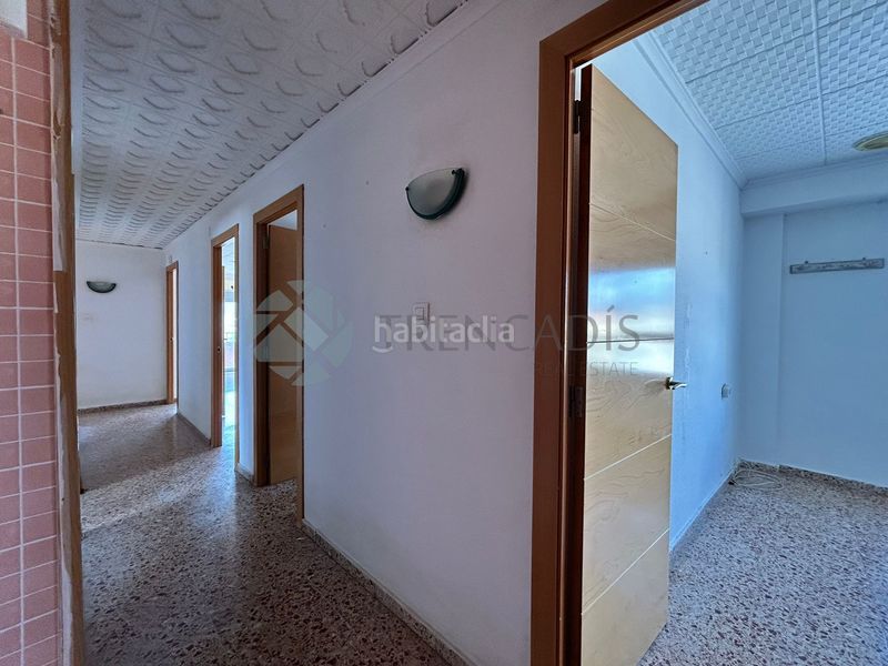 Foto cb44da91-e177-442b-9651-21666a1c4b36. Pis a Canals