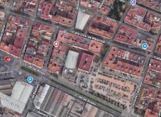 Etagenwohnung  Cl carretera de ribarroja  es: pl: pt:  manises (valencia)