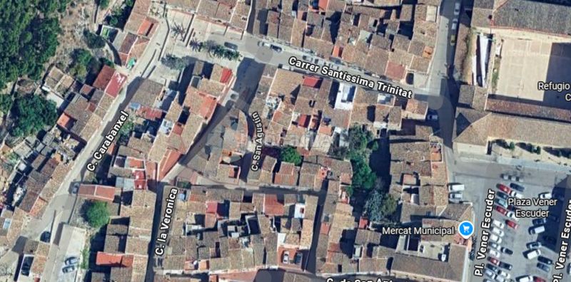 Foto 9a51d03a-1047-4aff-9c7e-ca0c704a6b80. Casa adossada a Cocentaina