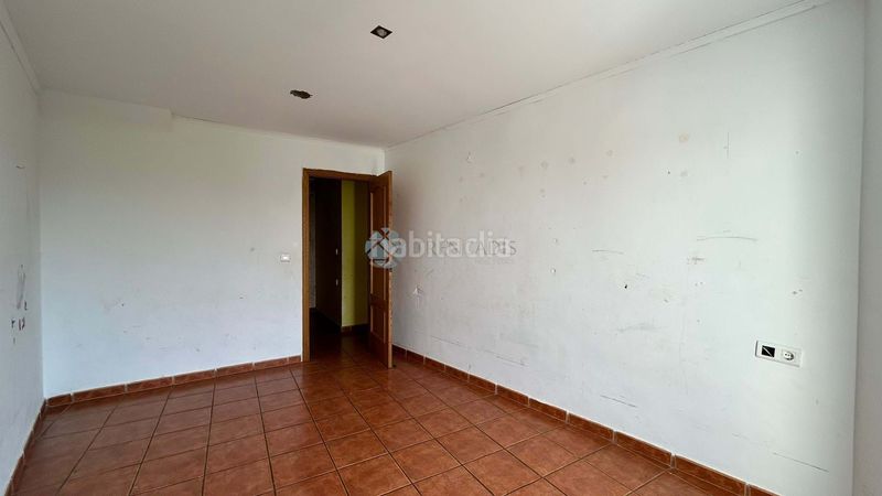 Foto 800b80e7-8bf5-44fb-a5bb-4fc6d8b9ce2c. Pis a Benimuslem
