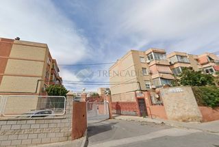 Piso en CL SALVADOR ALLENDE () Es: Pl: Pt:IZ  ALICANTE/ALACANT (ALICANTE