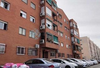 Flat  Cl vitoria  es: pl: pt:d  san fernando de henares (madrid). Piso ocupado por persona sin justo títuloeste inmueble debido a