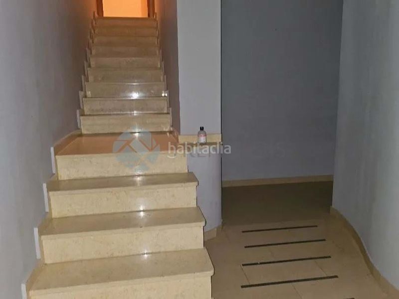 Foto b3382cb6-9418-4252-a7d9-e5363aaf4144. Local comercial a La Raïosa Valencia