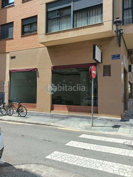 Foto e2b60667-256f-4b0a-86b6-3e6ce2ce6a01. Local comercial a La Raïosa Valencia