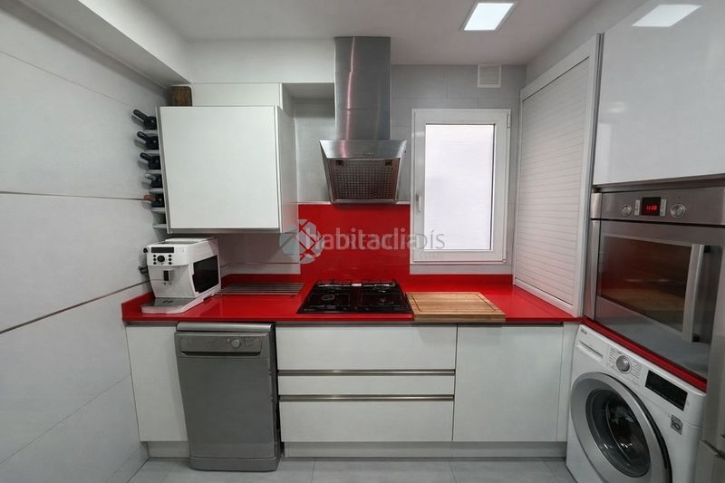 Foto 575f5f3a-2d75-4d5a-9f9b-53b8c019e46b. Pis a Poble Nou Valencia