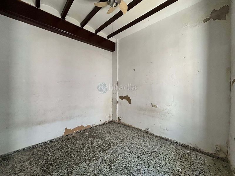 Foto 28090b9d-27fe-4b76-853d-0f2bf0db87e1. Casa aparellada a Oliva pueblo Oliva