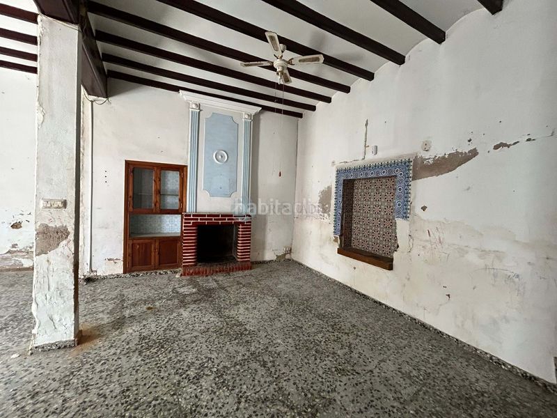 Foto 6fa32f7f-f808-4a2f-b67a-332f2ac3b891. Casa aparellada a Oliva pueblo Oliva